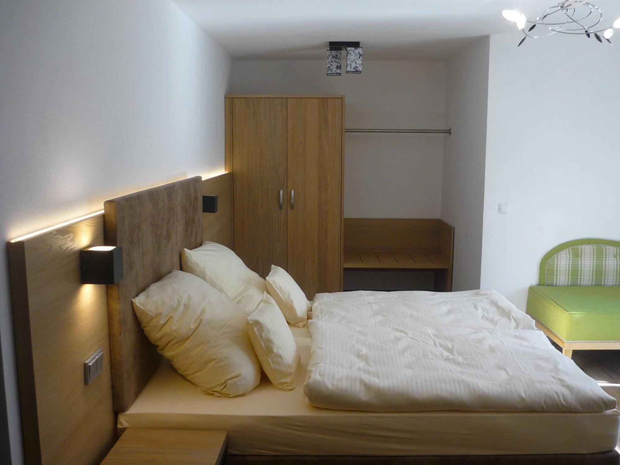 Ferienwohnungen Beim Hotel Zur Post, Erlau Exteriör bild